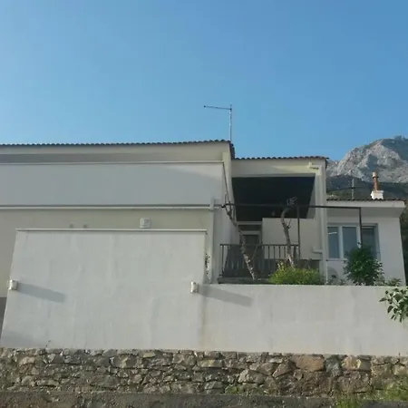 With A Parking Space Tucepi, Makarska - 13624 Apartment