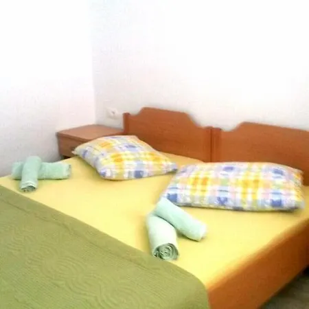 Apartment With A Parking Space Tucepi, Makarska - 13624 Tucepi