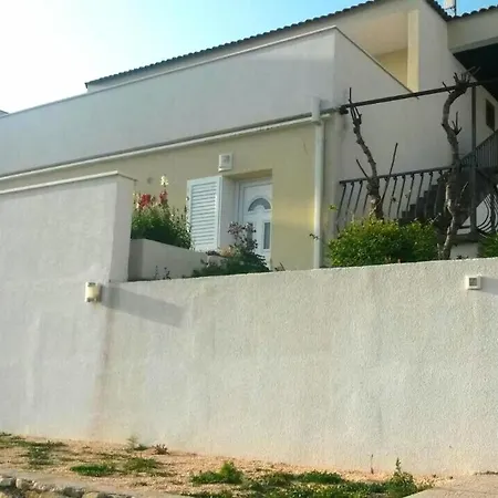 With A Parking Space Tucepi, Makarska - 13624 Apartment Tucepi