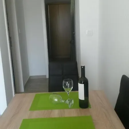 Apartment With A Parking Space Tucepi, Makarska - 13624 Tucepi